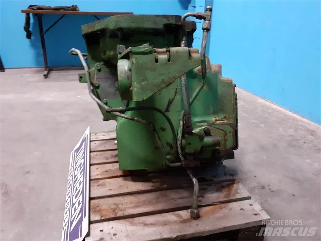John Deere 2040 Przekładnie