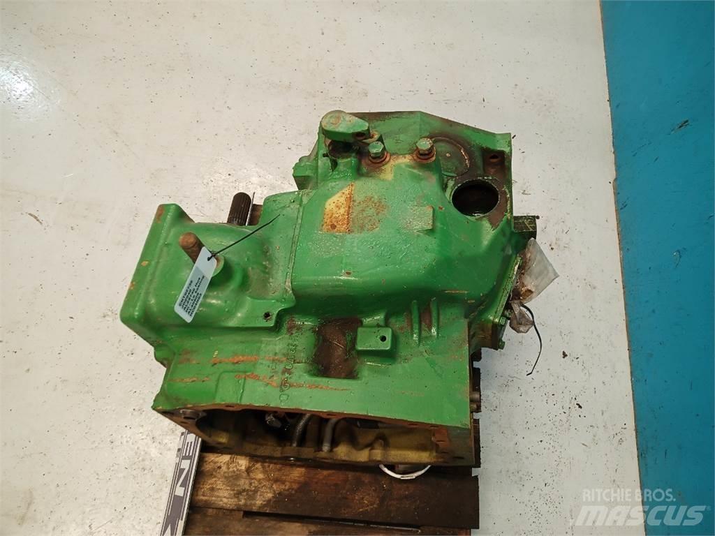 John Deere 2040 Przekładnie