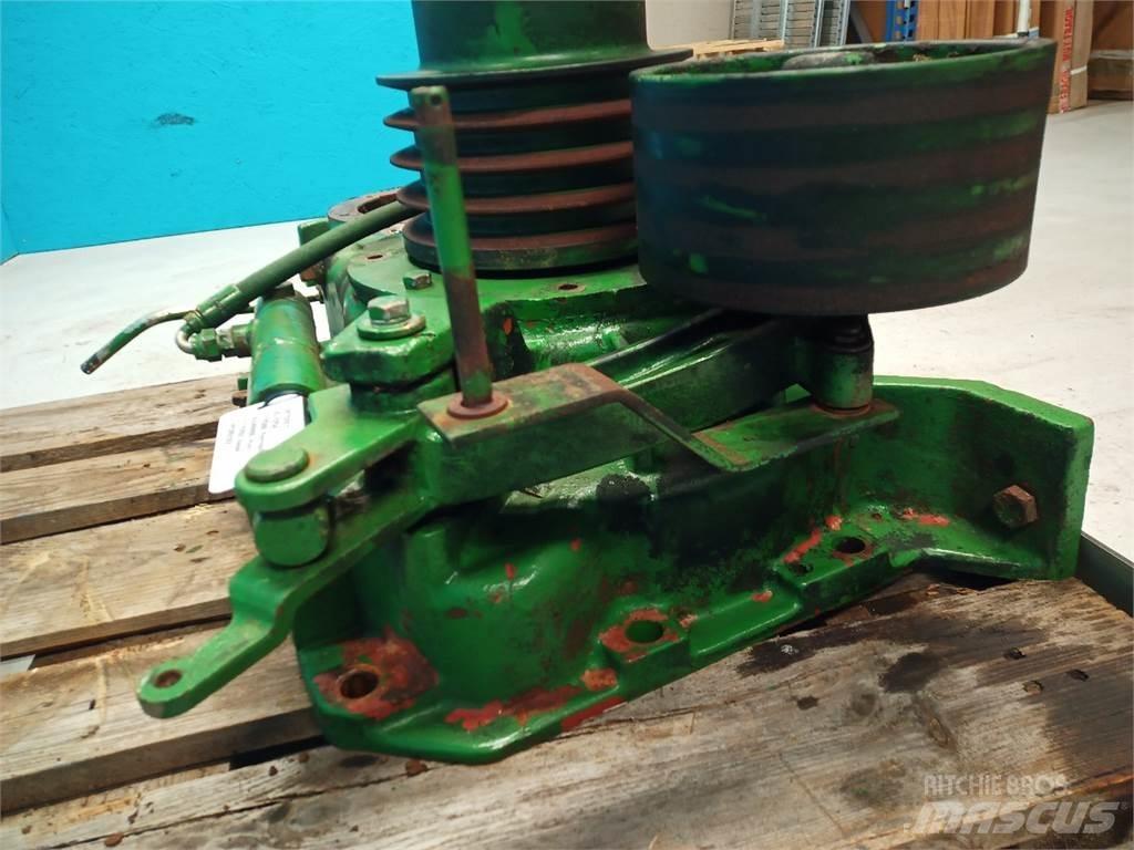 John Deere 2054 Przekładnie