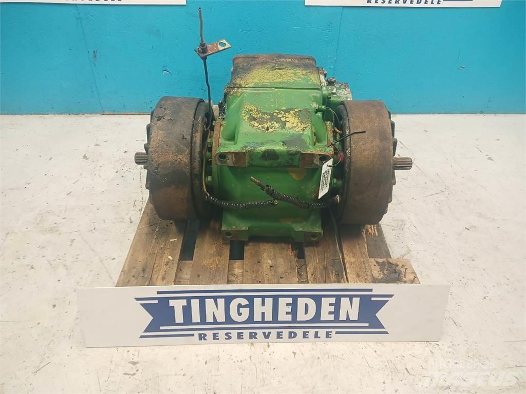 John Deere 2066 Przekładnie