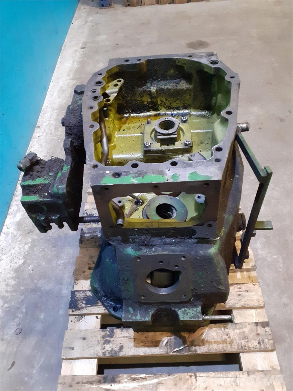 John Deere 2240 Przekładnie