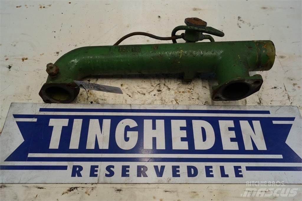John Deere 2840 Silniki