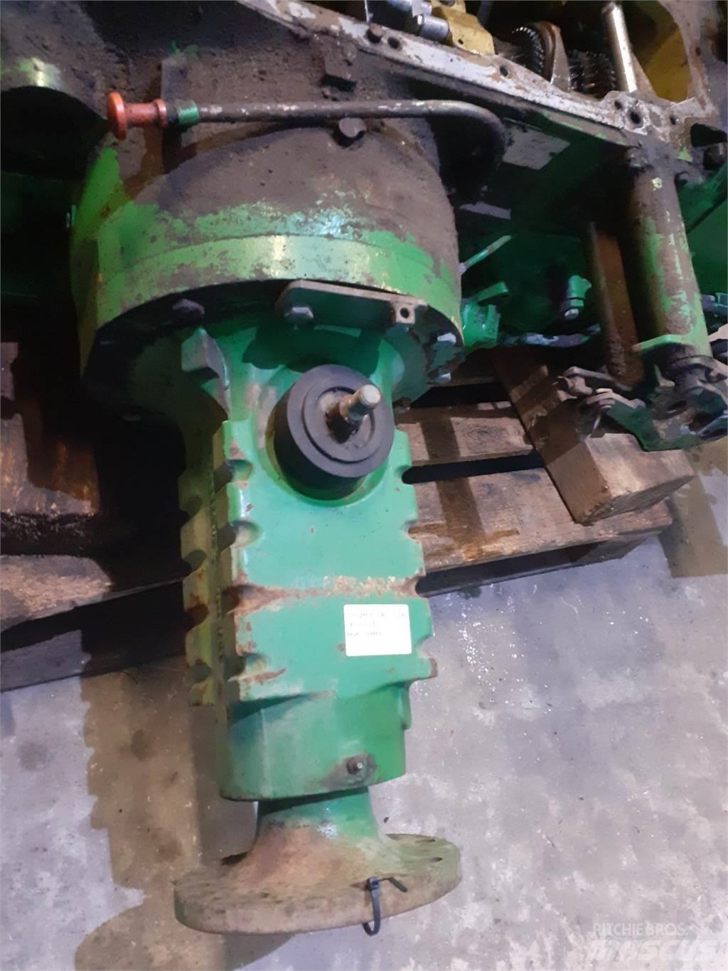 John Deere 3040 Przekładnie