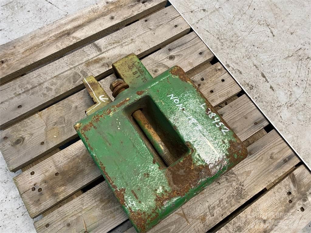 John Deere 3040 Przednie obciążniki