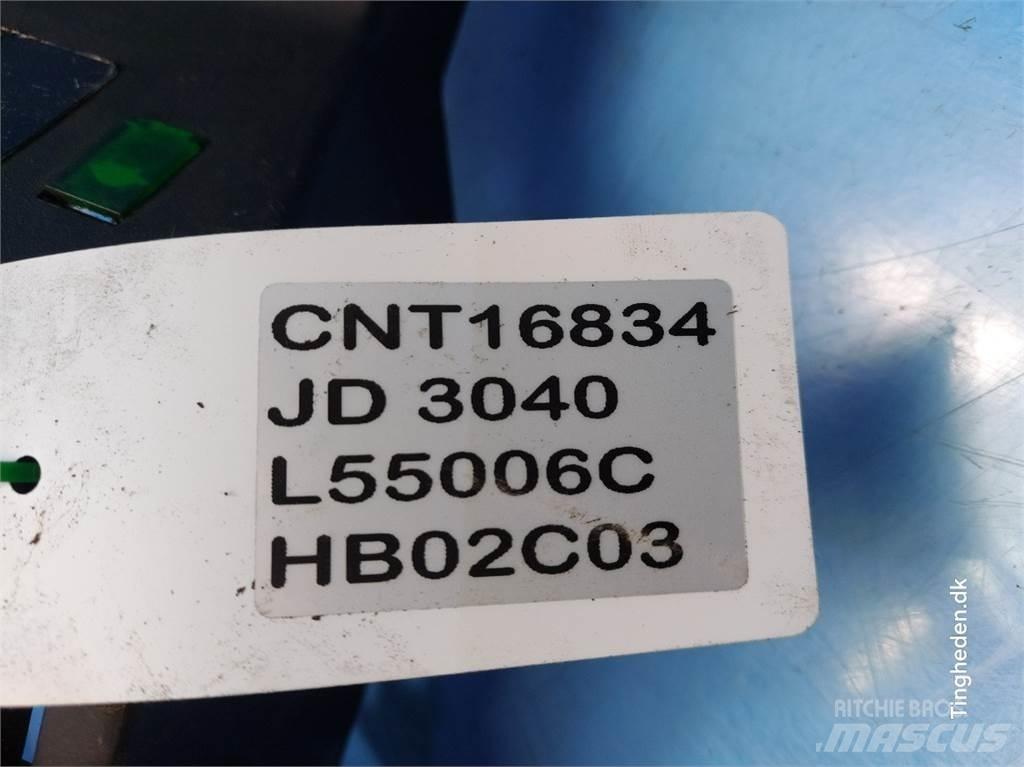 John Deere 3040 Kabina i wnętrze