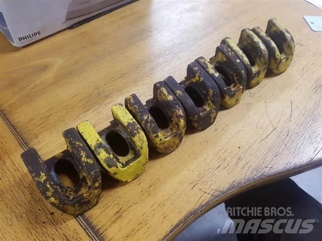 John Deere 4040 Opony, koła i felgi