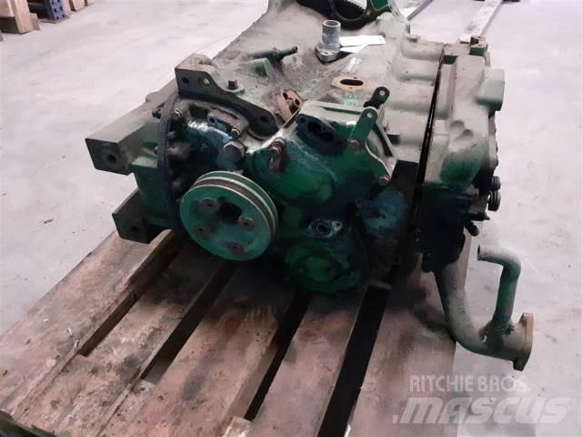 John Deere 4239 Silniki