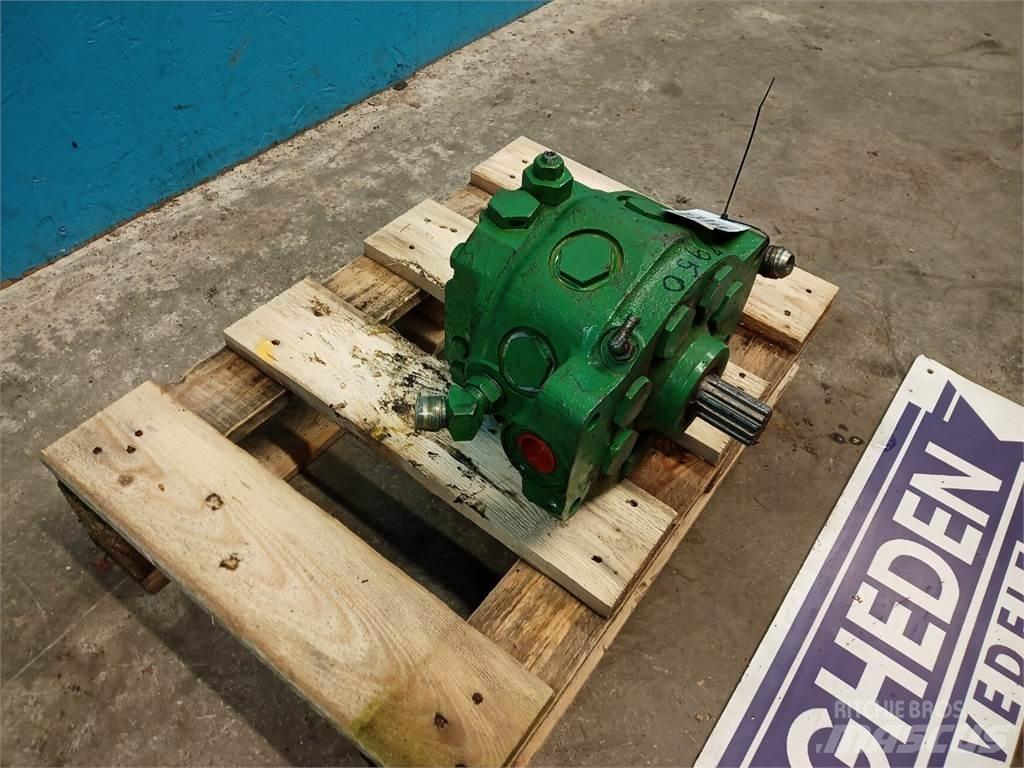 John Deere 4240 Hydraulika