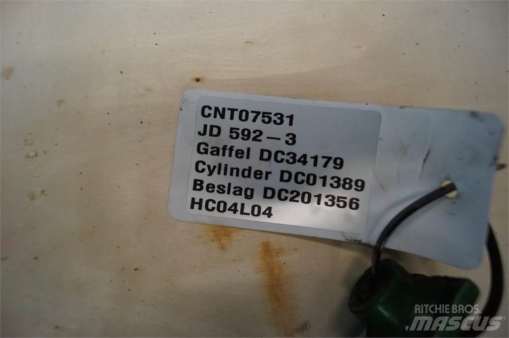 John Deere 592 Inny sprzęt paszowy