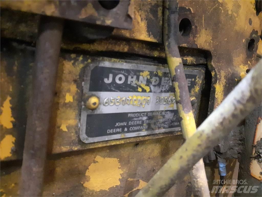 John Deere 644B Silniki