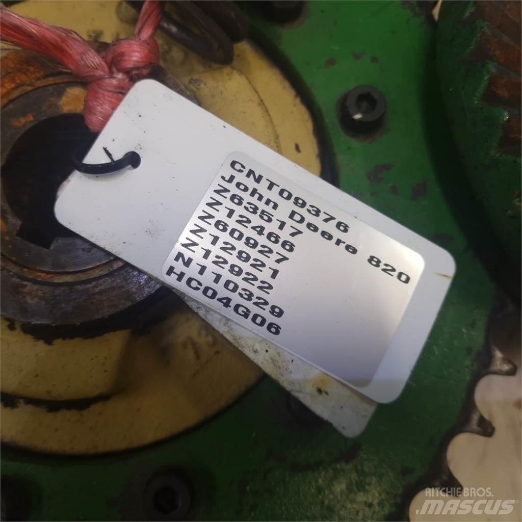 John Deere 820 Akcesoria do kombajnów zbożowych