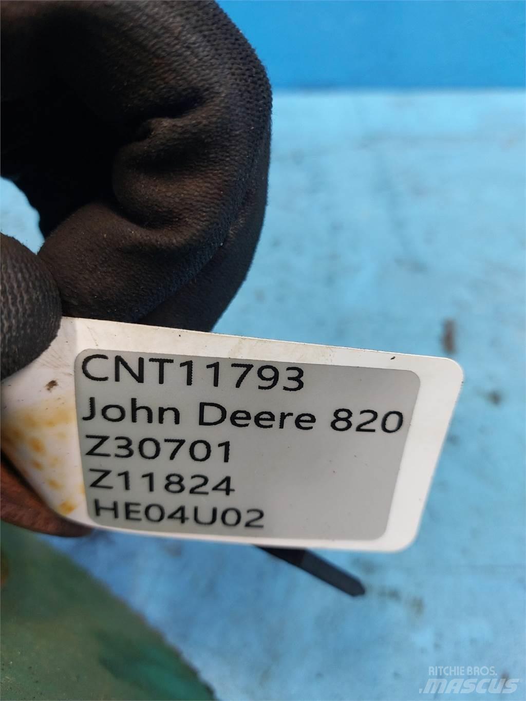 John Deere 820 Akcesoria do kombajnów zbożowych