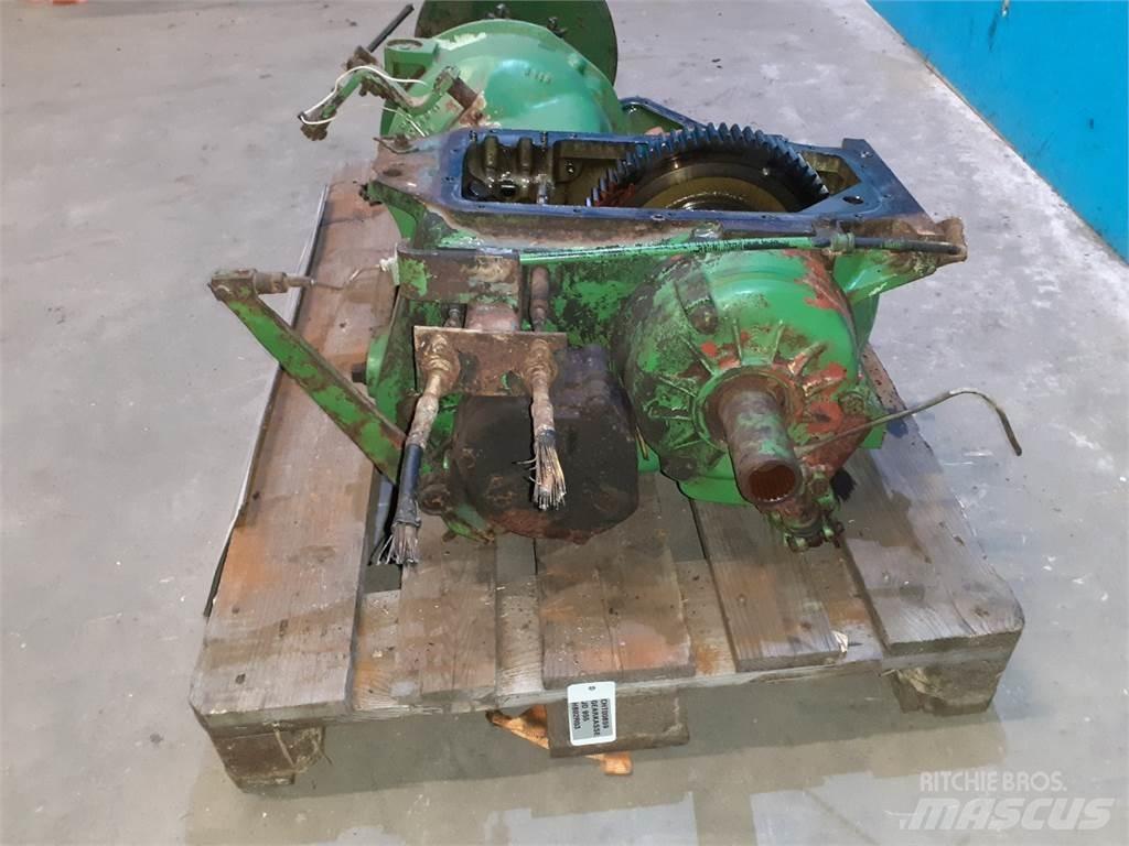 John Deere 955 Przekładnie