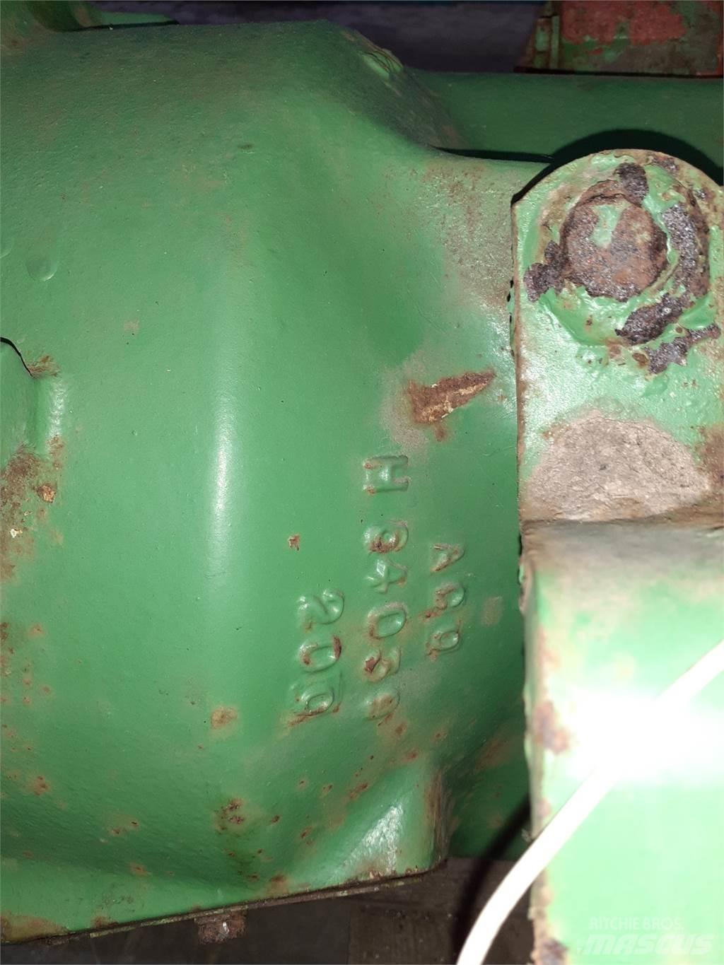 John Deere 955 Przekładnie