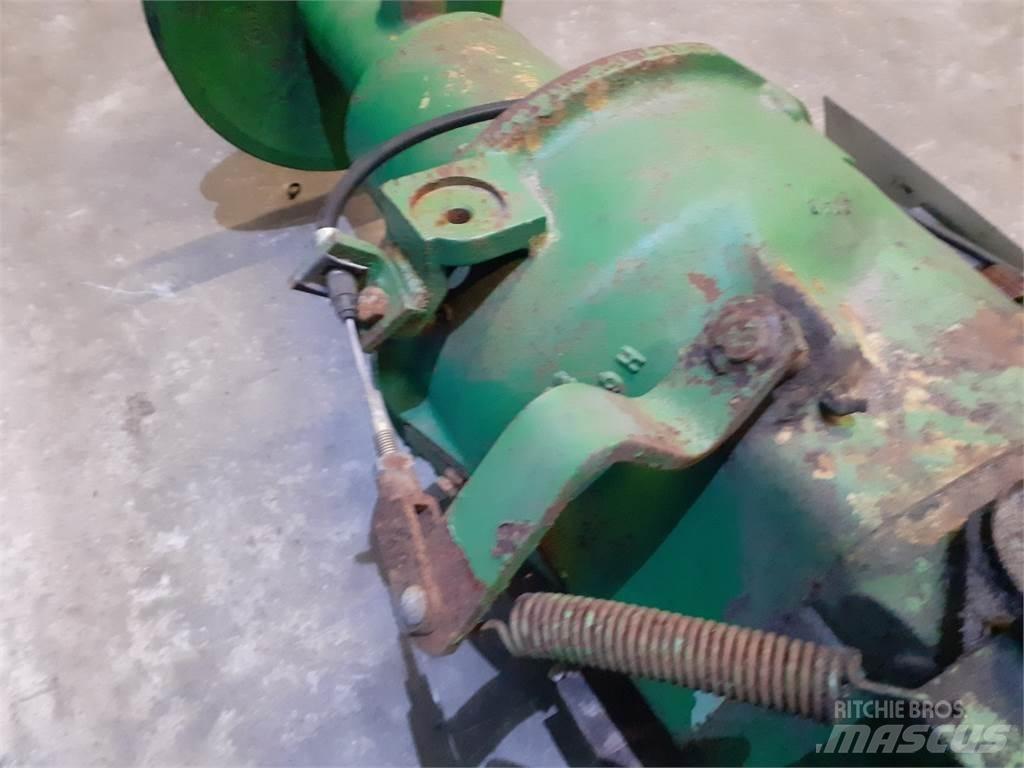 John Deere 955 Przekładnie