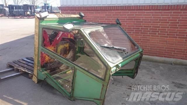 John Deere 975 Kabina i wnętrze