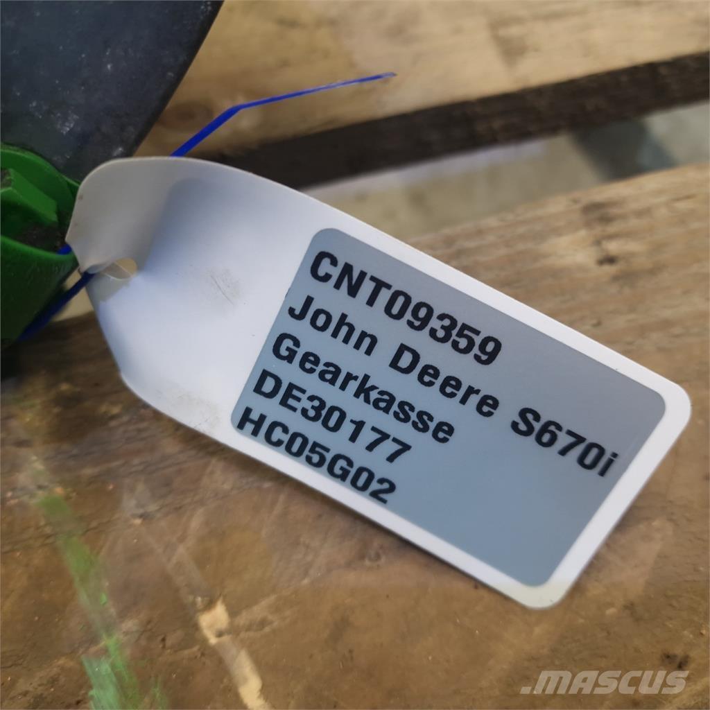 John Deere S670 Przekładnie