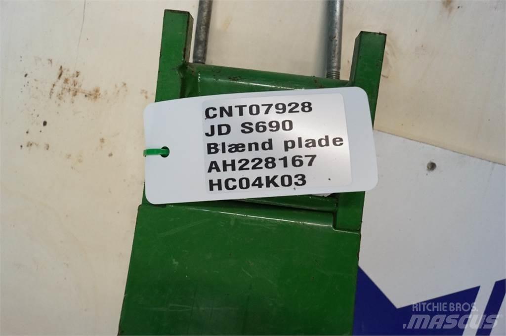 John Deere S690 Akcesoria do kombajnów zbożowych