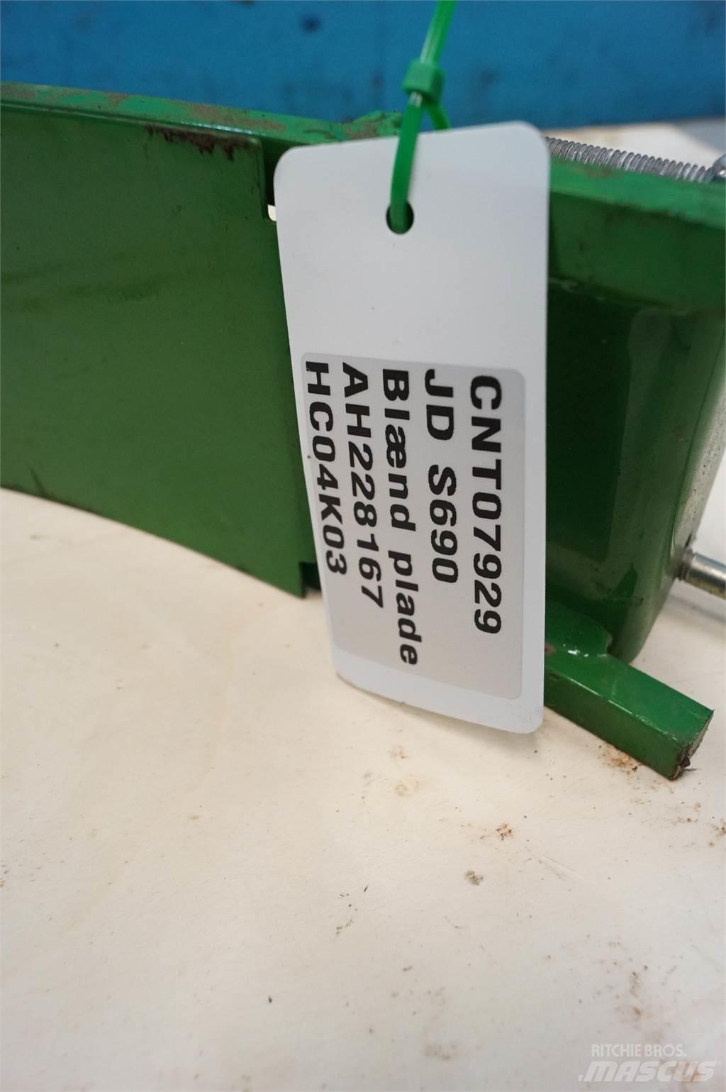John Deere S690 Akcesoria do kombajnów zbożowych