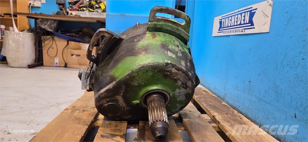 John Deere S690 Przekładnie