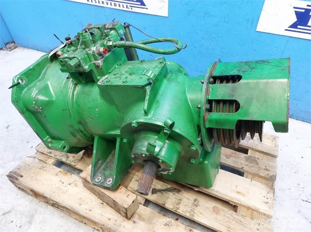 John Deere T660I Przekładnie