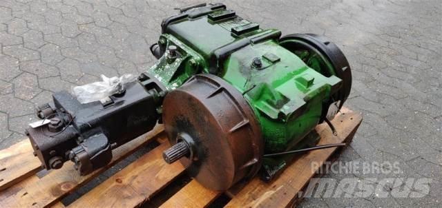 John Deere T670I Hydraulika
