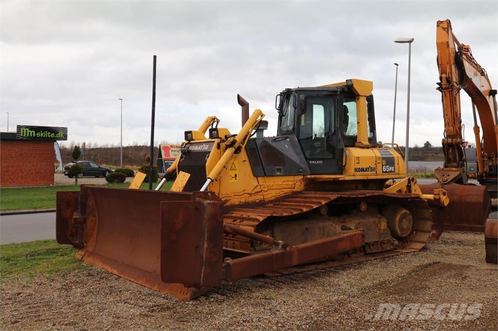 Komatsu D65PX-15 Spycharki gąsienicowe