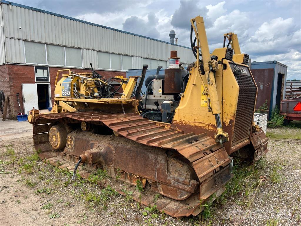 Komatsu D65PX-15 Spycharki gąsienicowe