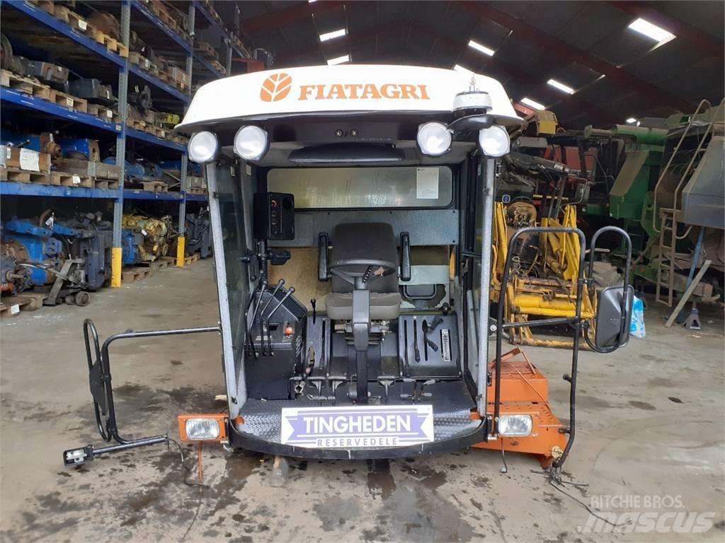 Laverda 3650 Kabina i wnętrze