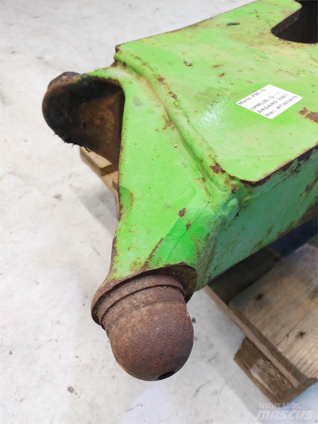 Merlo P38.10 Mosty, wały i osie