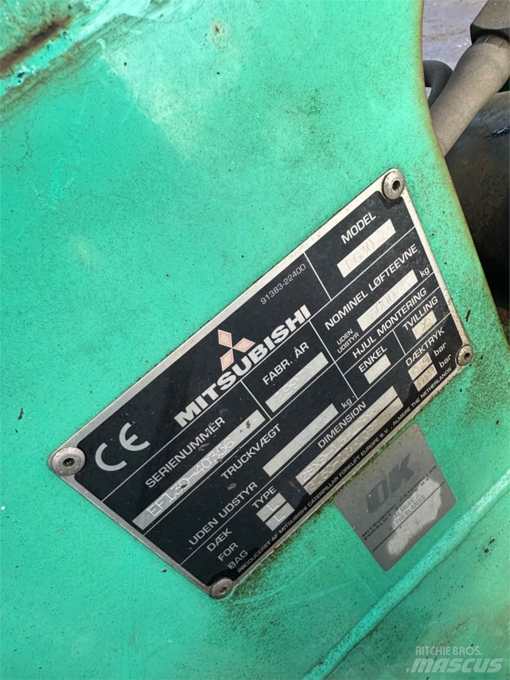 Mitsubishi FG30 Wózki LPG