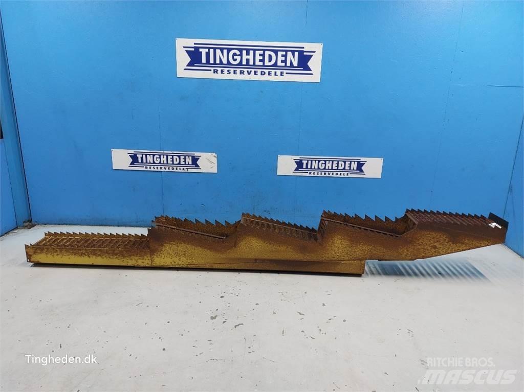 New Holland 1530 Akcesoria do kombajnów zbożowych
