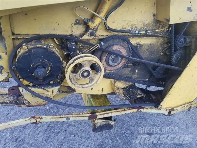 New Holland 24 Akcesoria do kombajnów zbożowych