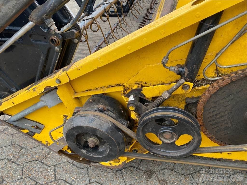 New Holland 24 Akcesoria do kombajnów zbożowych
