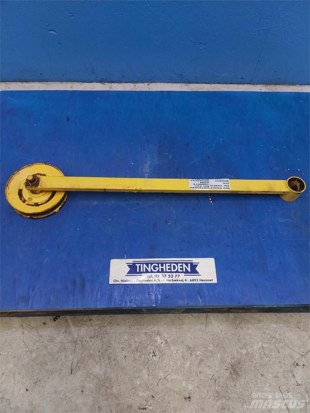 New Holland 8070 Akcesoria do kombajnów zbożowych