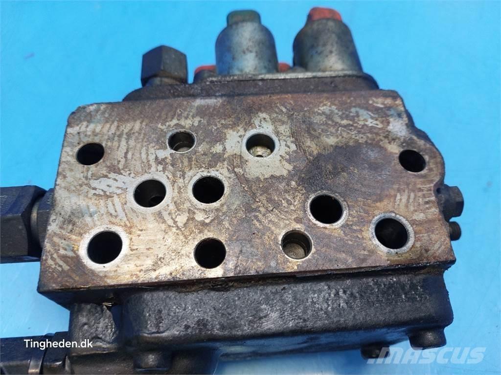 New Holland T6 Hydraulika