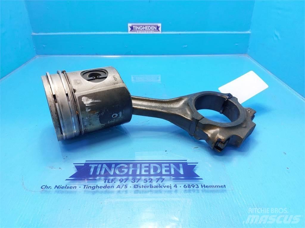 New Holland TF78 Silniki