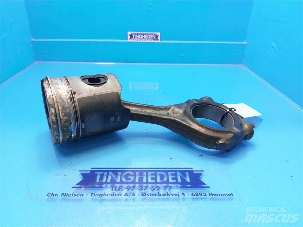New Holland TF78 Silniki