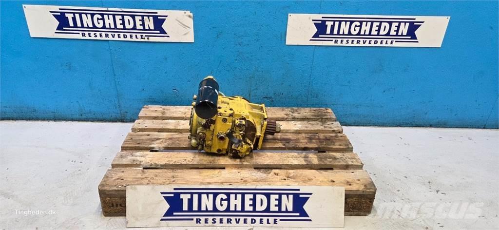 New Holland TX68 Hydraulika