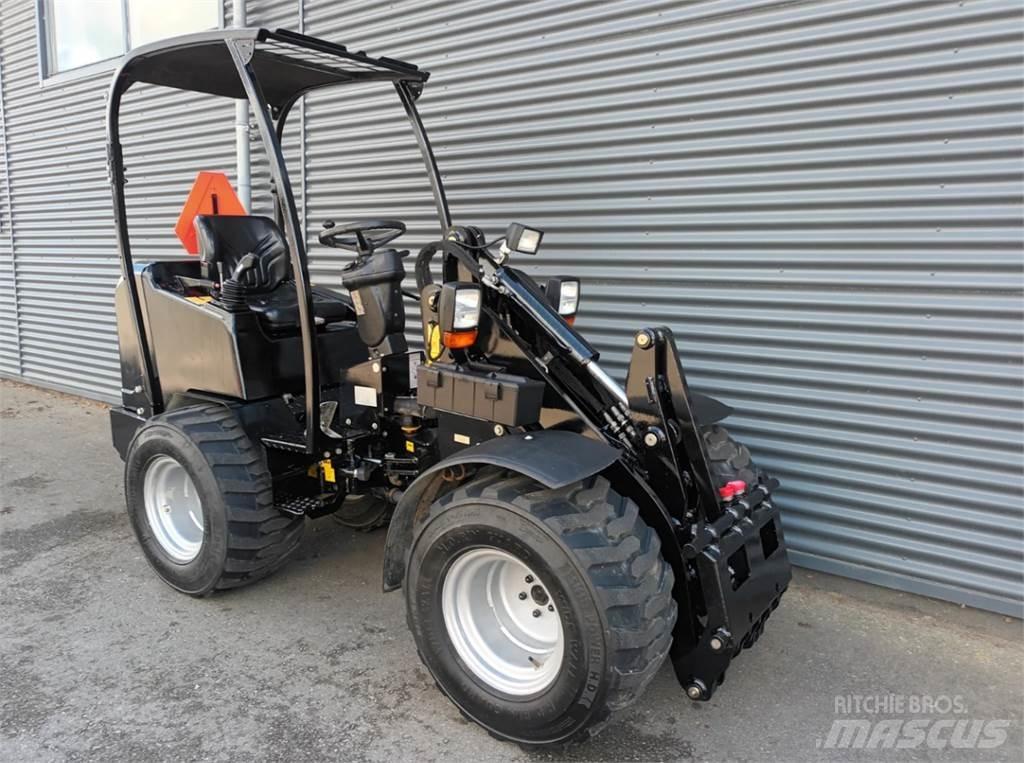 Schäffer 2434 Miniładowarki