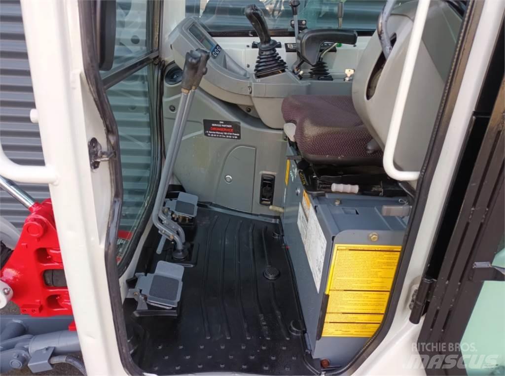 Takeuchi tb216 Minikoparki