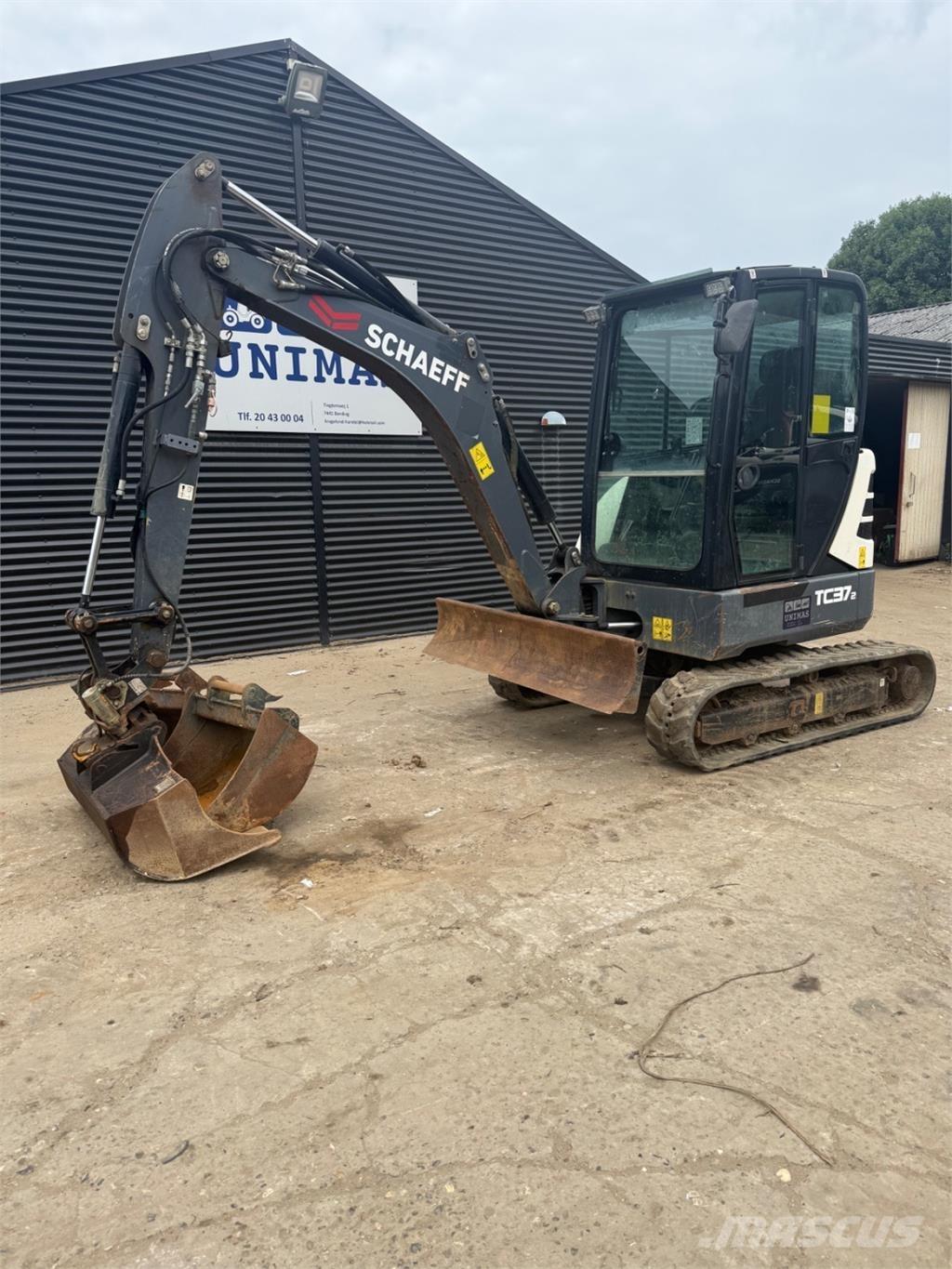 Terex TC37 Minikoparki