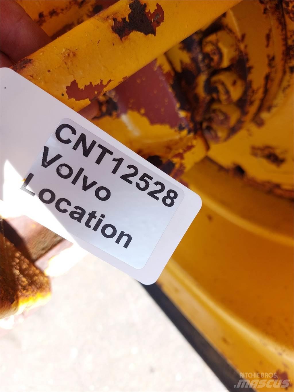 Volvo  Mosty, wały i osie