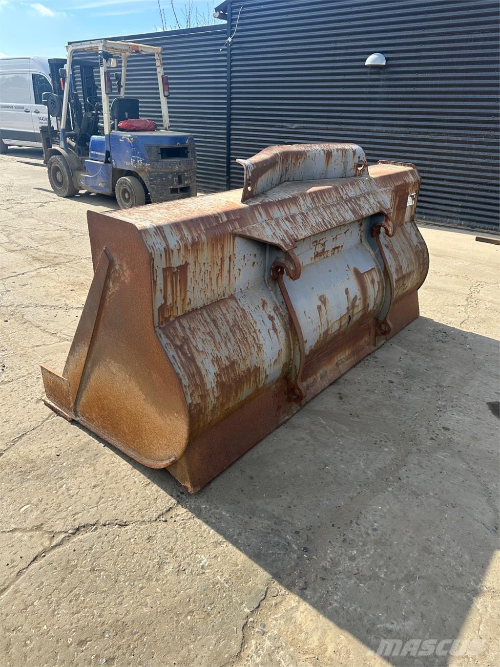 Volvo 2500mm Lemiesze