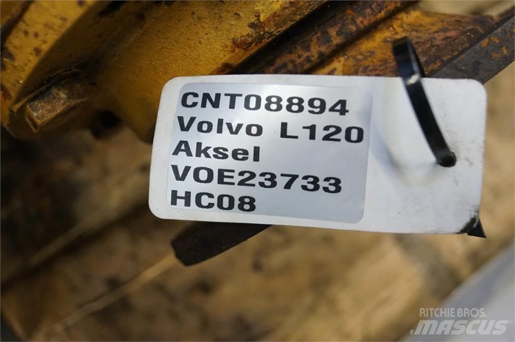 Volvo L120 Mosty, wały i osie
