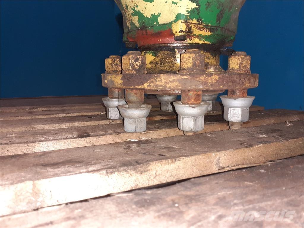 Volvo S950 Akcesoria do kombajnów zbożowych