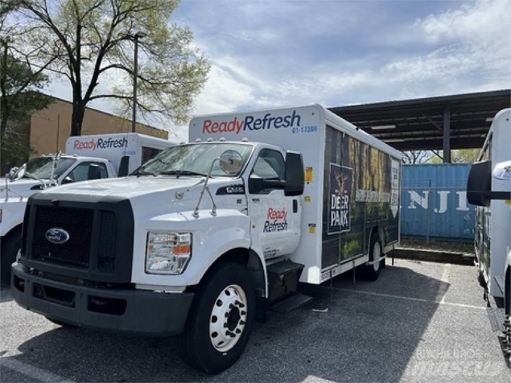 Ford F650 Samochody do transportu napojów