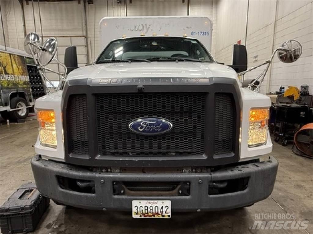 Ford F650 Samochody do transportu napojów