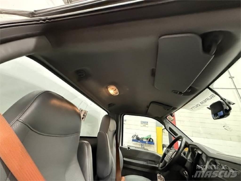 Ford F650 Samochody do transportu napojów
