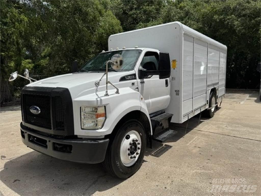 Ford F650 Samochody do transportu napojów